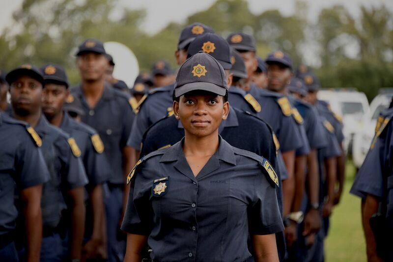 File:Commander in Chief of the Armed Forces His Excellency President Cyril Ramaphosa delivers well wishes to the South African Police Services ahead of the national lockdown, 26 Mar 2020 (GovernmentZA 49704114281).jpg