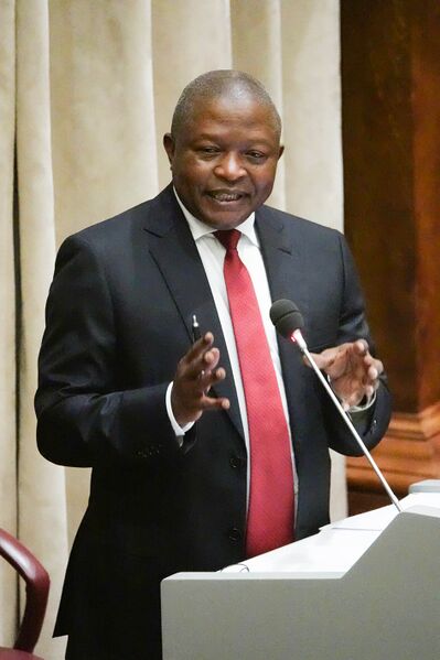 File:Deputy President David Mabuza replies to oral questions in National Council of Provinces (GovernmentZA 49616332758).jpg