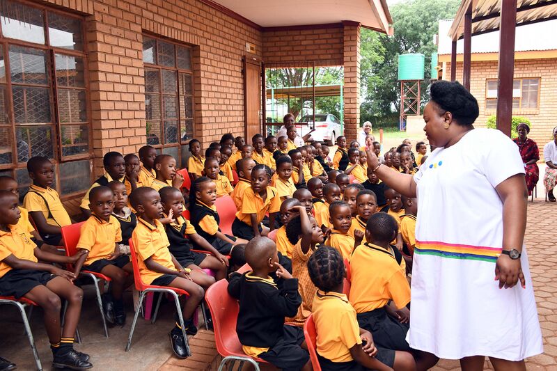 File:Deputy Minister Thembi Siweya donates stationery to various schools in Limpopo (GovernmentZA 49427920803).jpg