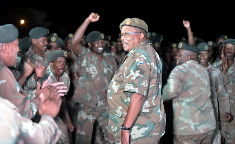 File:Commander in Chief of the Armed Forces His Excellency President Cyril Ramaphosa delivers well wishes to the South African Armed Forces ahead of the national lockdown, 26 Mar 2020 (GovernmentZA 49703603028).jpg
