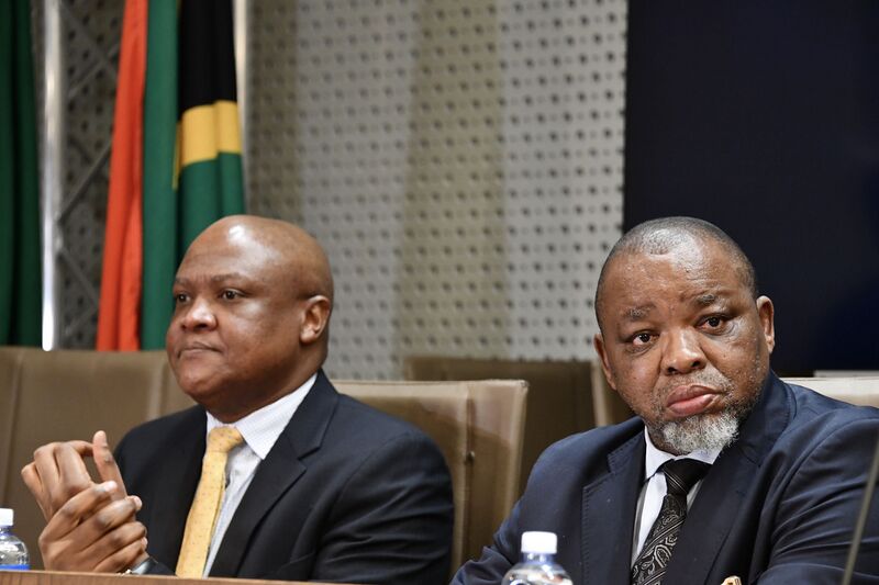 File:Minister Gwede Mantashe releases 2019 Mine Health and Safety Statistics (GovernmentZA 49434153246).jpg