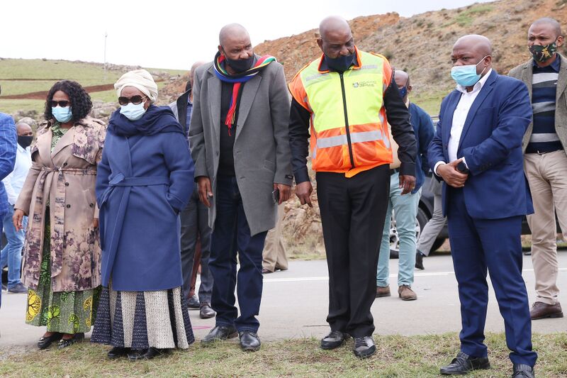 File:Government commits to speedy investigation into Bulwer accident which claimed 13 family members (GovernmentZA 50451302412).jpg