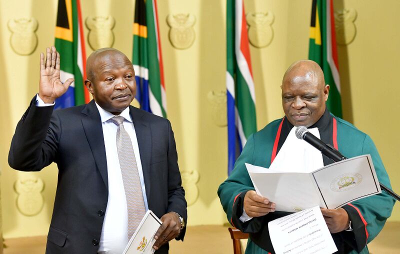 File:Deputy President David sworn in as Acting President of the Republic of South Africa Mabuza (GovernmentZA 48035417501).jpg