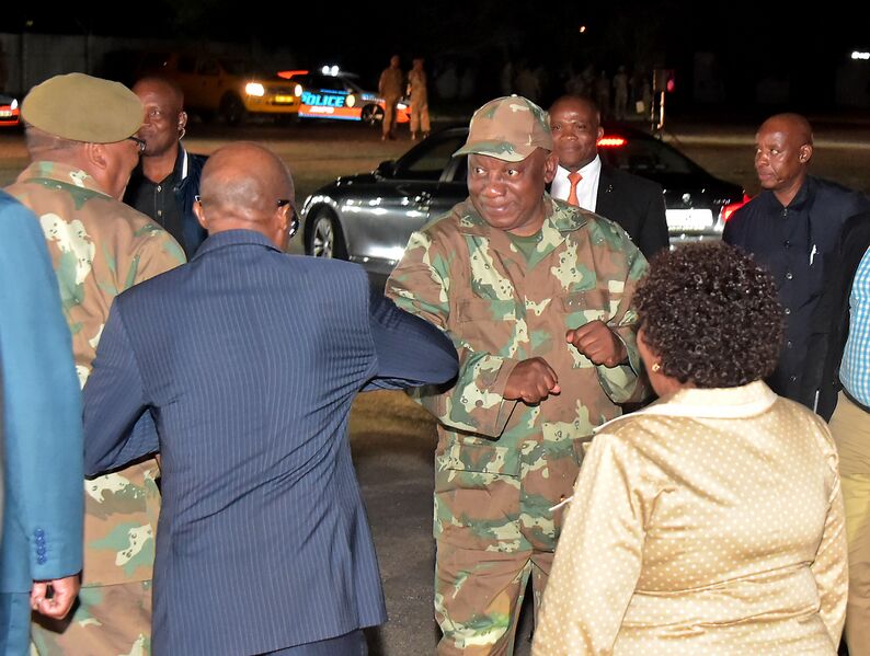 File:Commander in Chief of the Armed Forces His Excellency President Cyril Ramaphosa delivers well wishes to the South African Armed Forces ahead of the national lockdown, 26 Mar 2020 (GovernmentZA 49703605803).jpg
