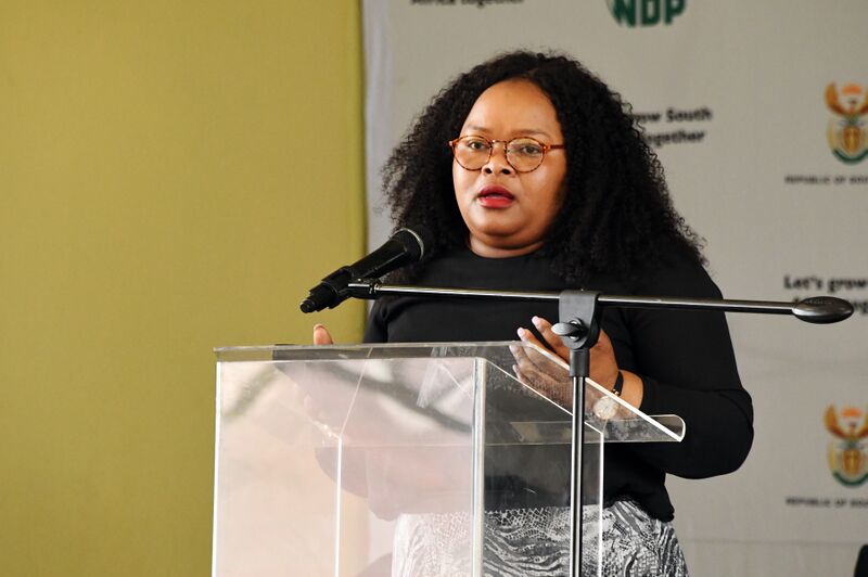 File:Deputy Minister Thembi Siweya conducts frontline service delivery monitoring and Imbizo (GovernmentZA 49120121573).jpg