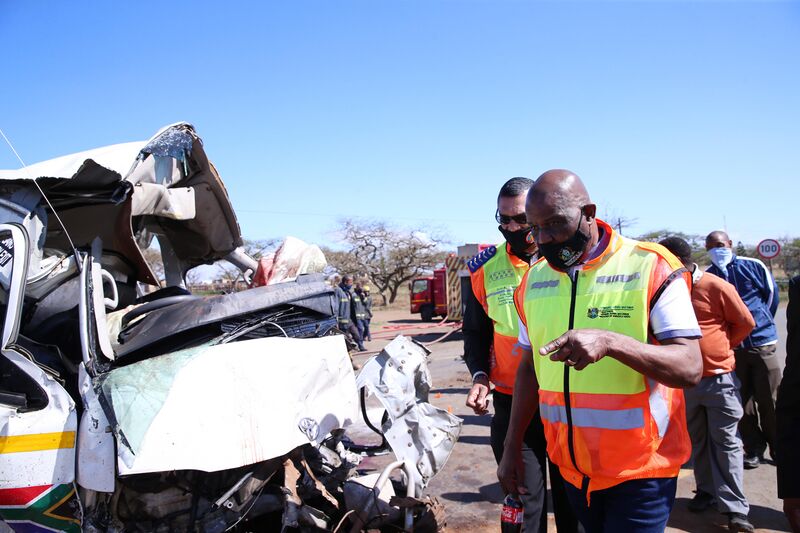 File:MEC Bheki Ntuli decries fatal multiple vehicle accident outside Pietermaritzburg (GovernmentZA 50370967968).jpg