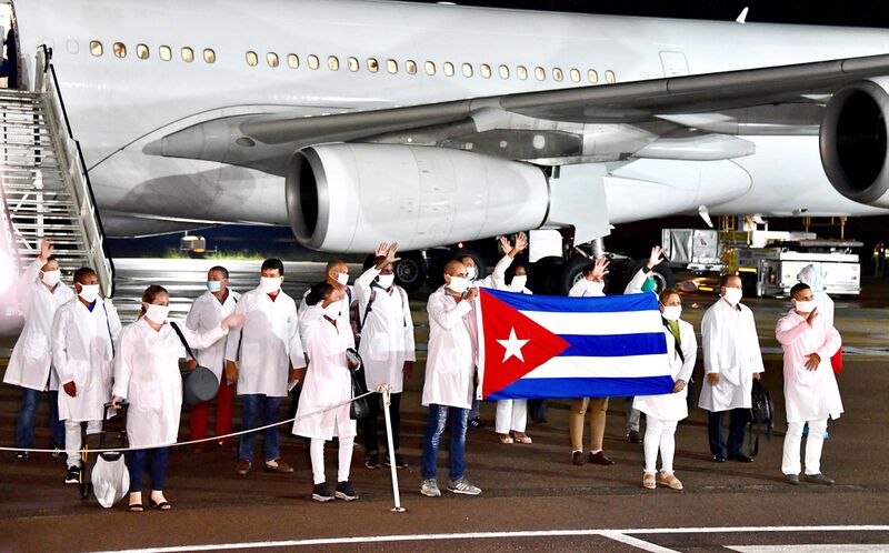 File:Cuban Health Specialists arriving in South Africa to curb the spread of COVID-19 (GovernmentZA 49828894972).jpg