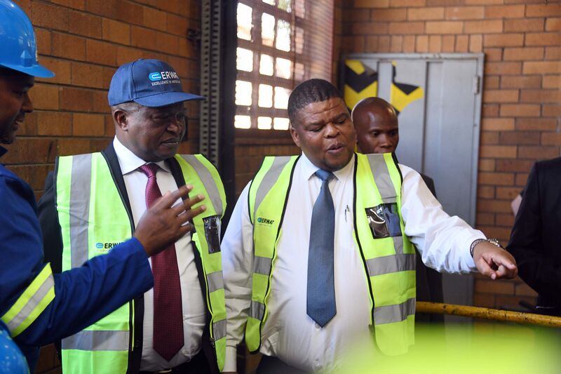 File:Deputy President David Mabuza visits Sebokeng Water Works (GovernmentZA 48721680661).jpg