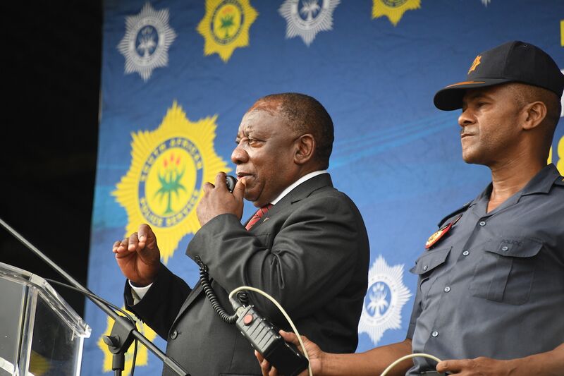 File:Commander in Chief of the Armed Forces His Excellency President Cyril Ramaphosa delivers well wishes to the South African Police Services ahead of the national lockdown, 26 Mar 2020 (GovernmentZA 49704427187).jpg