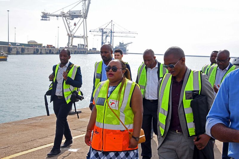 File:Deputy Minister Thembi Siweya visits Port of Ngqura-Coega Precinct to host business Imbizo (GovernmentZA 49495902086).jpg