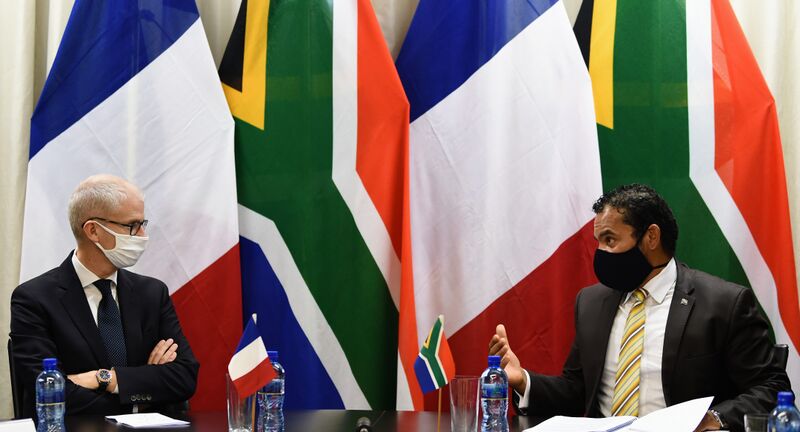 File:Deputy Minister Alvin Botes hosts bilateral meeting with French Minister Delegate Franck Riesterl (GovernmentZA 50562754897).jpg