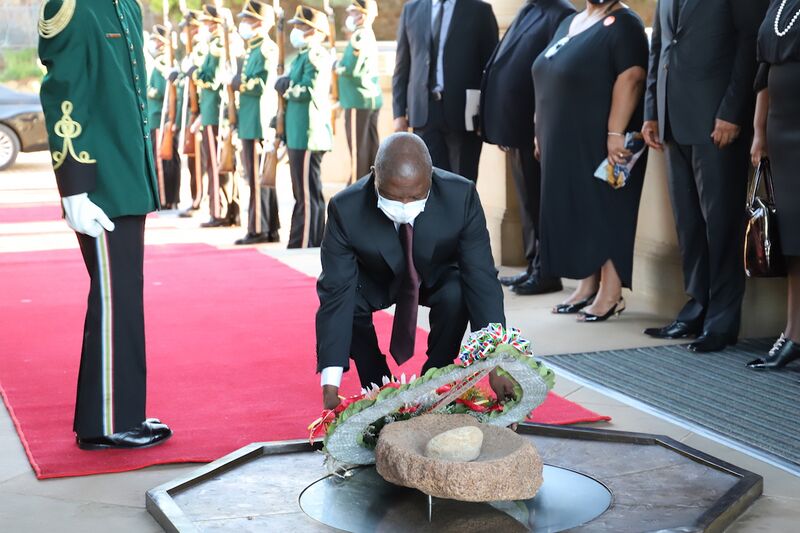 File:Deputy President Mabuza officiates the beginning of the 5 Days Remembrance of lives lost to Covid-19 and GBVF, 25 November 2020 (GovernmentZA 50644312182).jpg