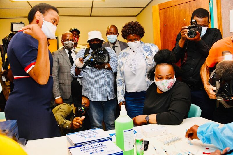 File:Deputy Minister Thembi Siweya visits St. Rita Hospital for frontline monitoring of the rollout of the vaccination programme, 23 Mar 2021 (GovernmentZA 51068032196).jpg