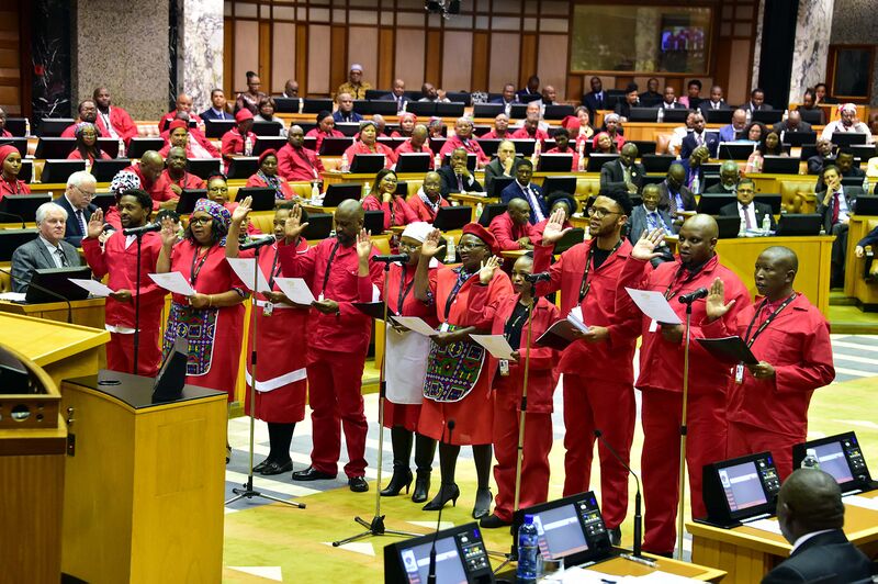 File:Chief Justice Mogoeng Mogoeng swears in designated members of the National Assembly (GovernmentZA 47118367694).jpg