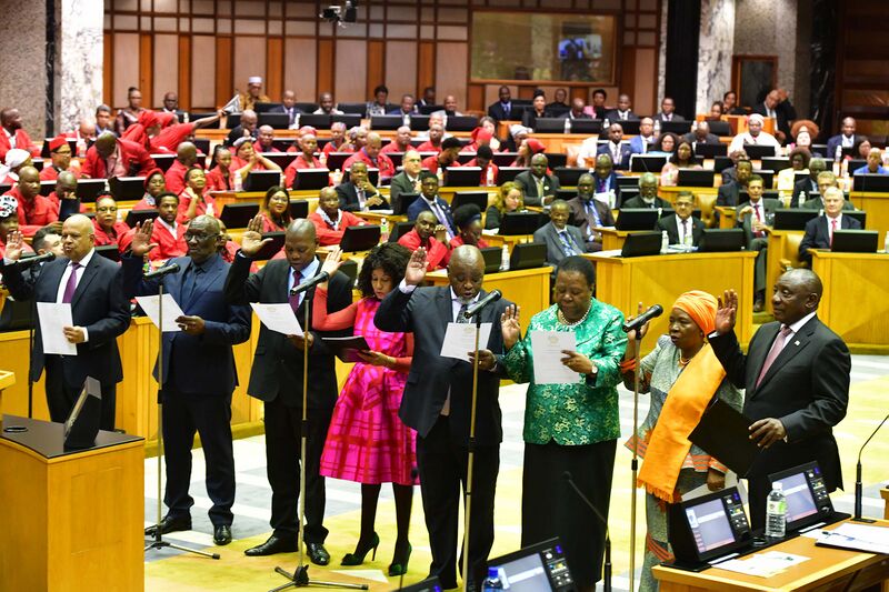File:Chief Justice Mogoeng Mogoeng swears in designated members of the National Assembly (GovernmentZA 47855726162).jpg