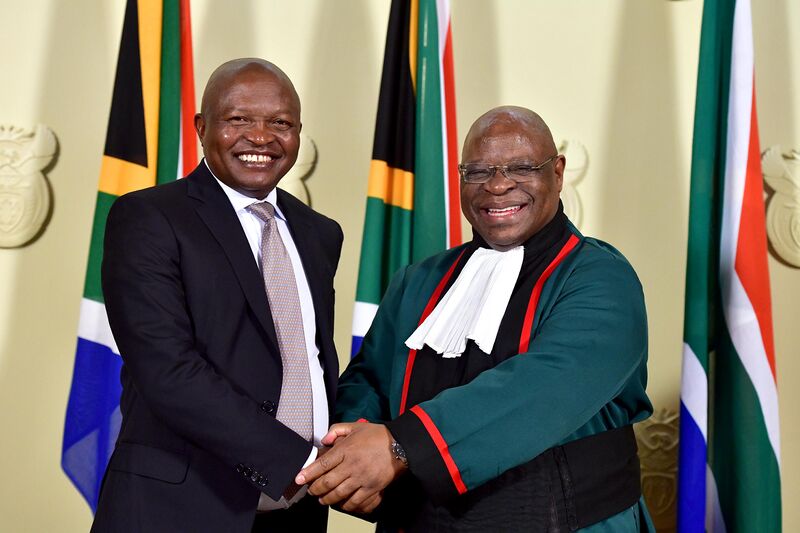 File:Deputy President David sworn in as Acting President of the Republic of South Africa Mabuza (GovernmentZA 48035416706).jpg