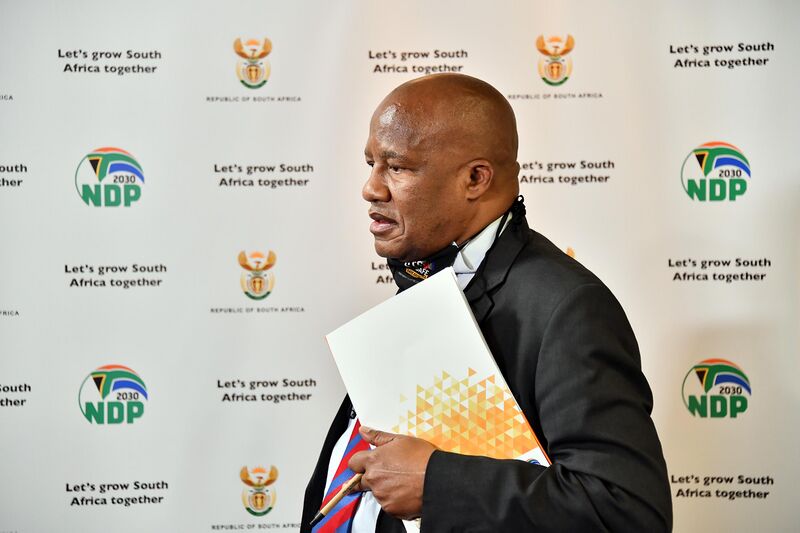 File:Minister Jackson Mthembu briefs media on outcomes of Cabinet meeting (GovernmentZA 49972672758).jpg