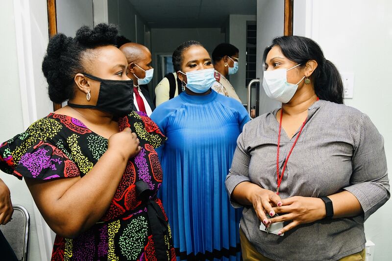 File:Deputy Minister Thembi Siweya assesses rollout of the vaccine programme at Frere Hospital (GovernmentZA 51039437966).jpg
