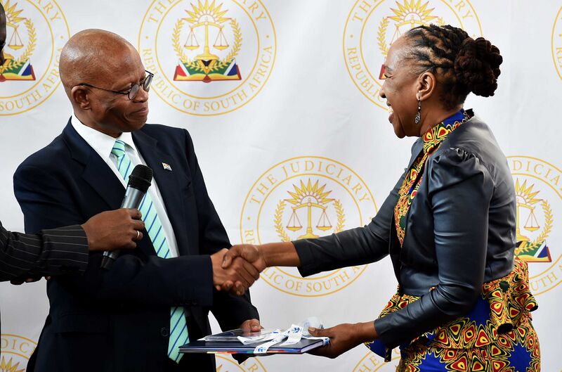 File:Chief Justice Mogoeng Mogoeng receives list of members for National Assembly and Provincial Legislatures (GovernmentZA 47810108062).jpg