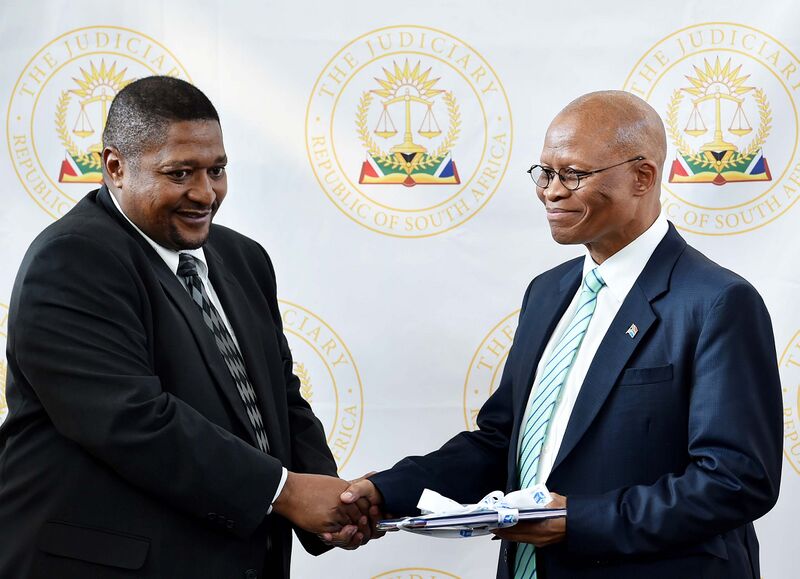 File:Chief Justice Mogoeng Mogoeng receives list of members for National Assembly and Provincial Legislatures (GovernmentZA 46946170575).jpg