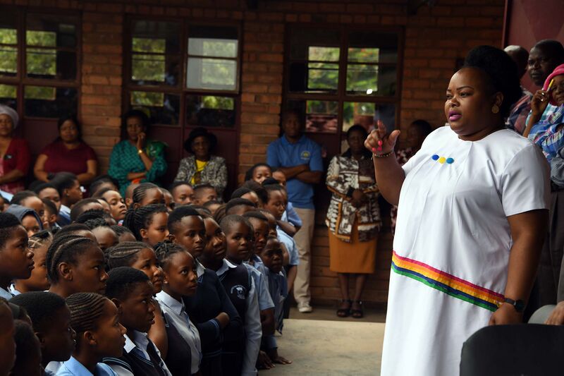 File:Deputy Minister Thembi Siweya donates stationery to various schools in Limpopo (GovernmentZA 49428391371).jpg