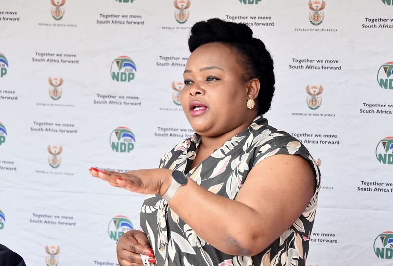 File:Deputy Minister Thembi Siweya assesses impact of -COVID19 towards climate change resilient recovery in Kroonstad (GovernmentZA 50278007411).jpg